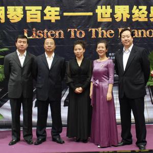 白胖老阿姨黄短视频免费观看下载
